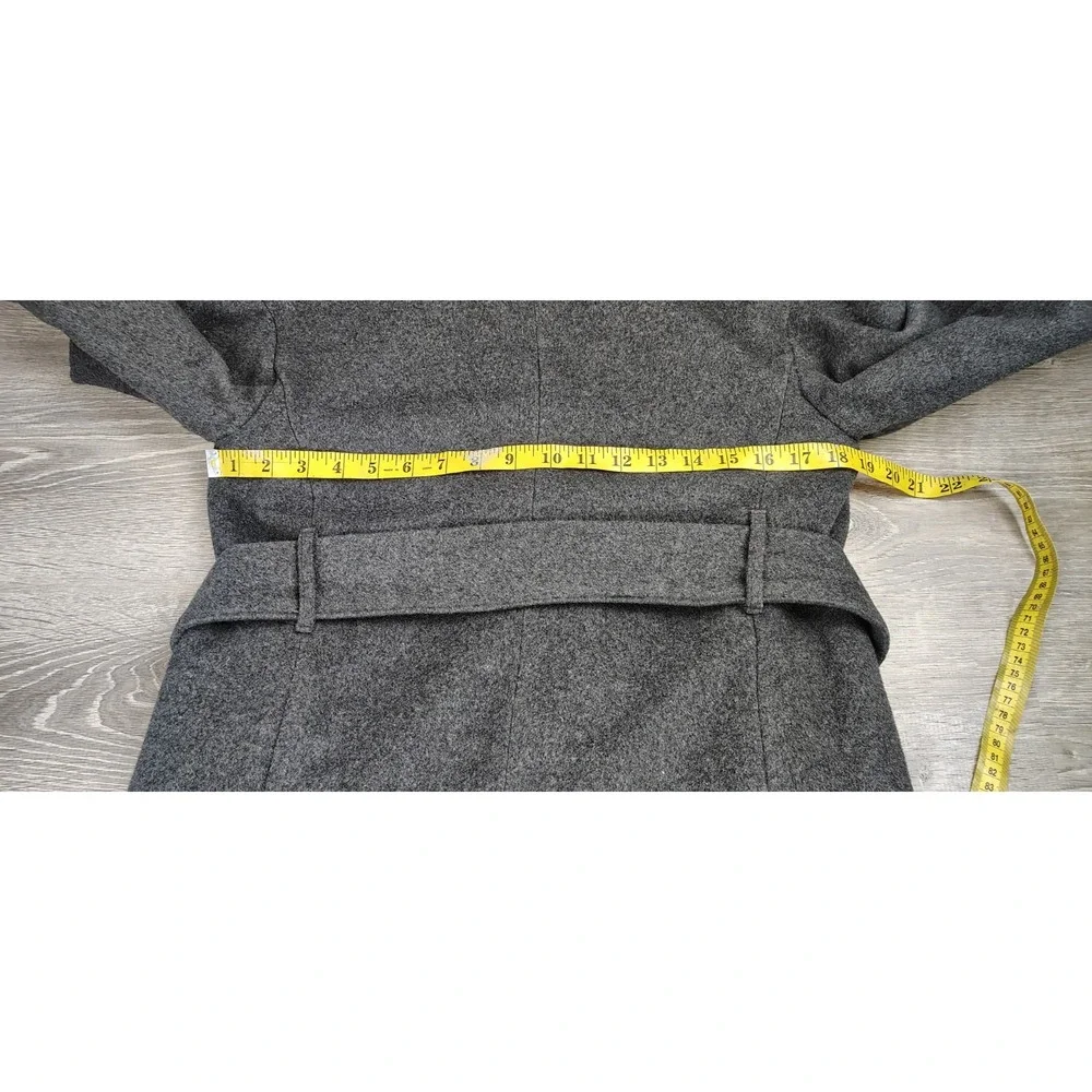 H&M Conscious‎ Women's Gray Wool Blend Belted Wrap Coat Long Sleeve Size 4 Lined